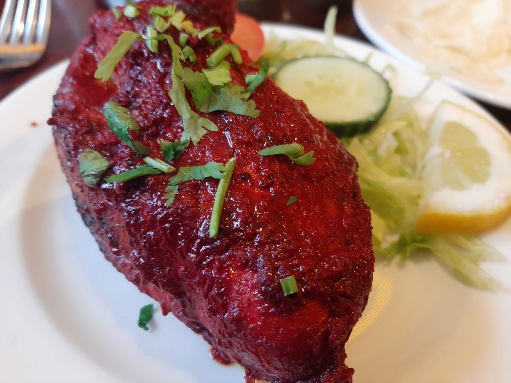 Cychwyn Cyw Iâr Tandoori yn y Tamarind ym Mhontardawe