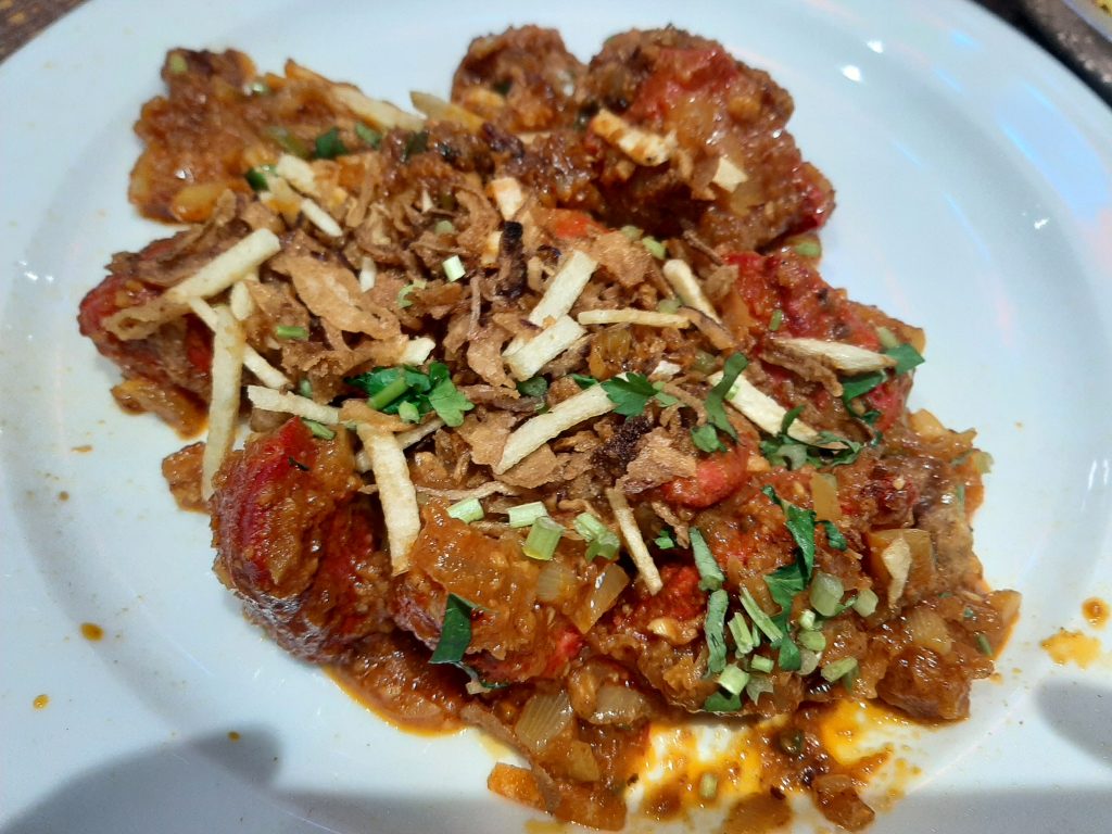 The Tawa Special (medium) featured marinated chicken cooked with spring onions, tomato, and fresh coriander at My Indian Ammanford