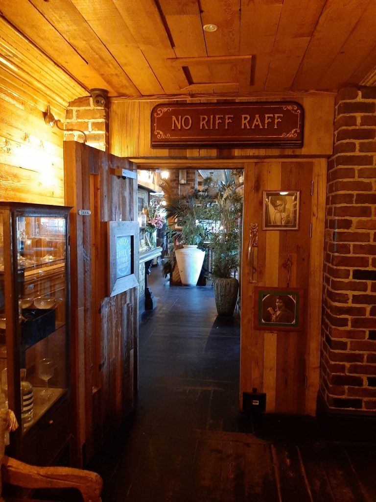 Entrance to Gin & Juice Mumbles Swansea