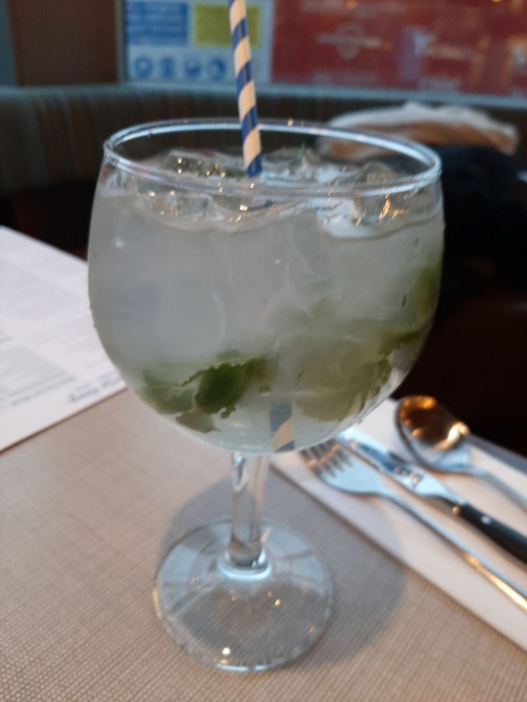 Turtle Bay Swansea: Spring Ting Spritz - Made with Duppy White rum, elderflower, mint and grapefruit soda with gin, this was the standout drink of the evening. It was refreshing, well balanced and served with a sensible amount of ice.