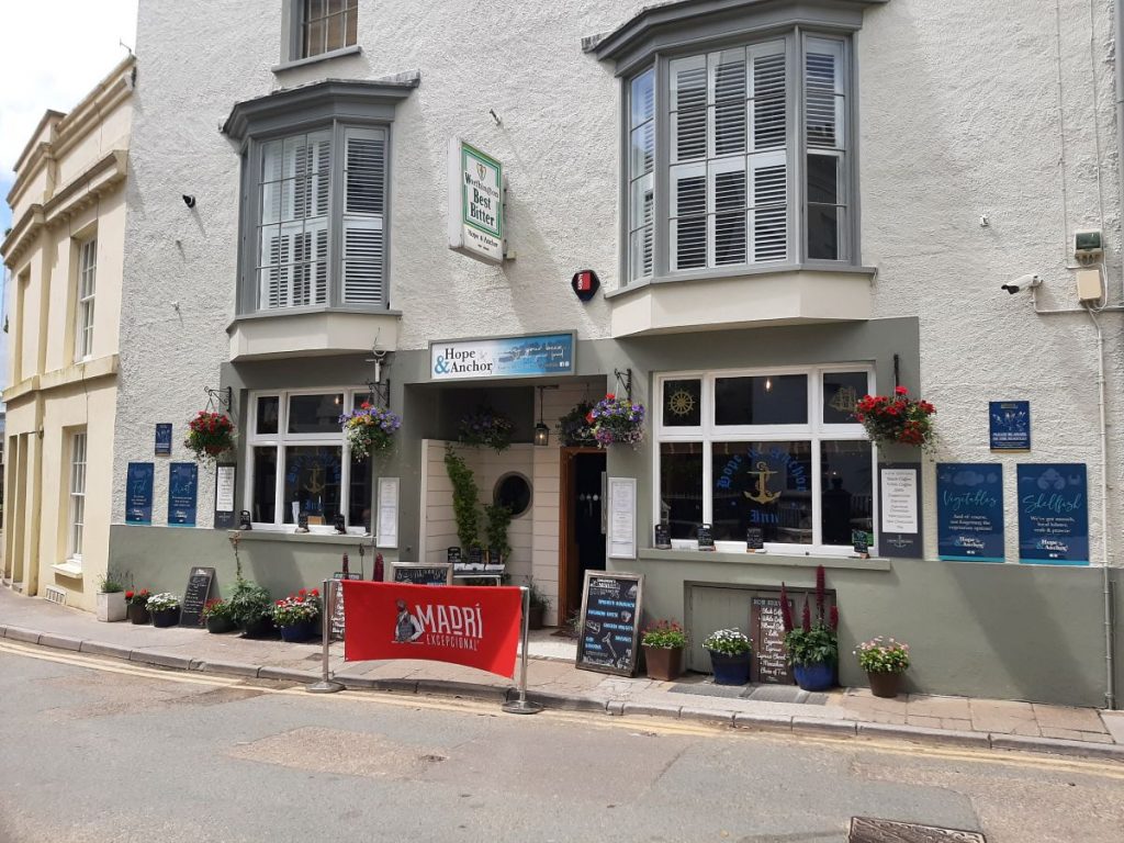 Façade of the  The Hope & Anchor, Tenby.